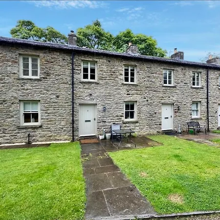 River Dance Cottage,
