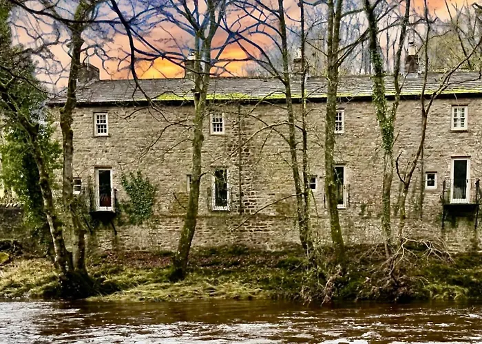 River Dance Cottage, *