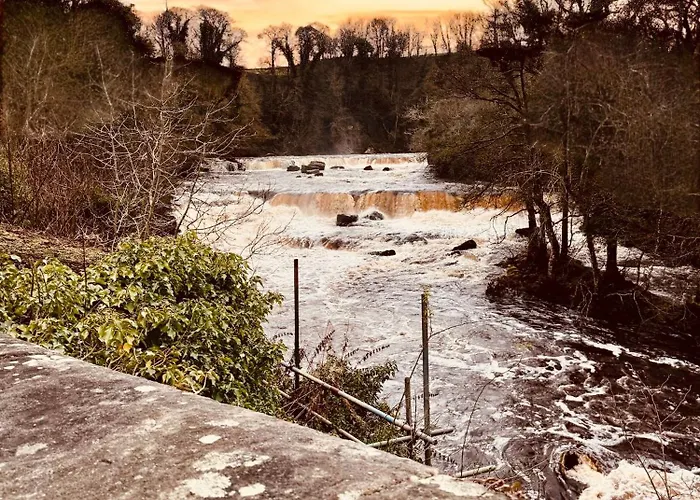 River Dance Cottage, Holiday home