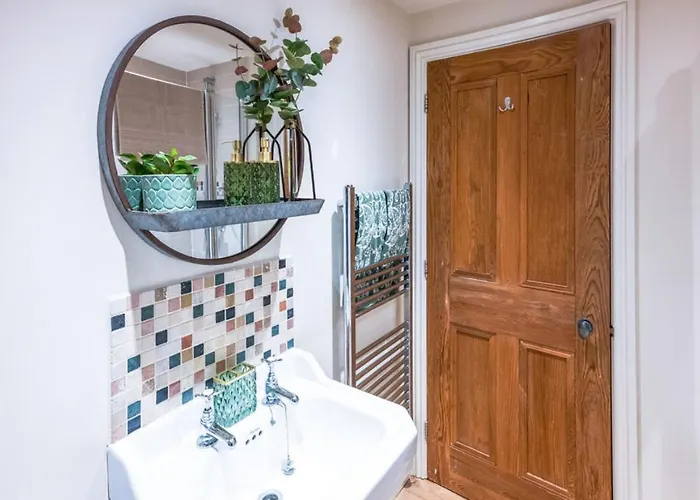 River Dance Cottage, Holiday home *