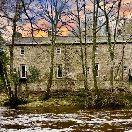 River Dance Cottage, *