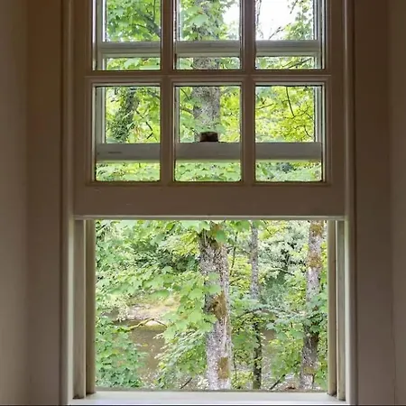 River Dance Cottage, Semesterbostad *